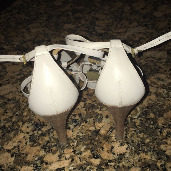 Shoes - Picture 3 of 3